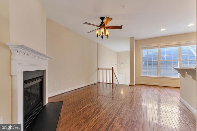 Building Photo - 725 Ridgemont Ave