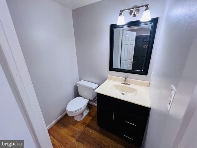 Building Photo - 305 Gundry Dr