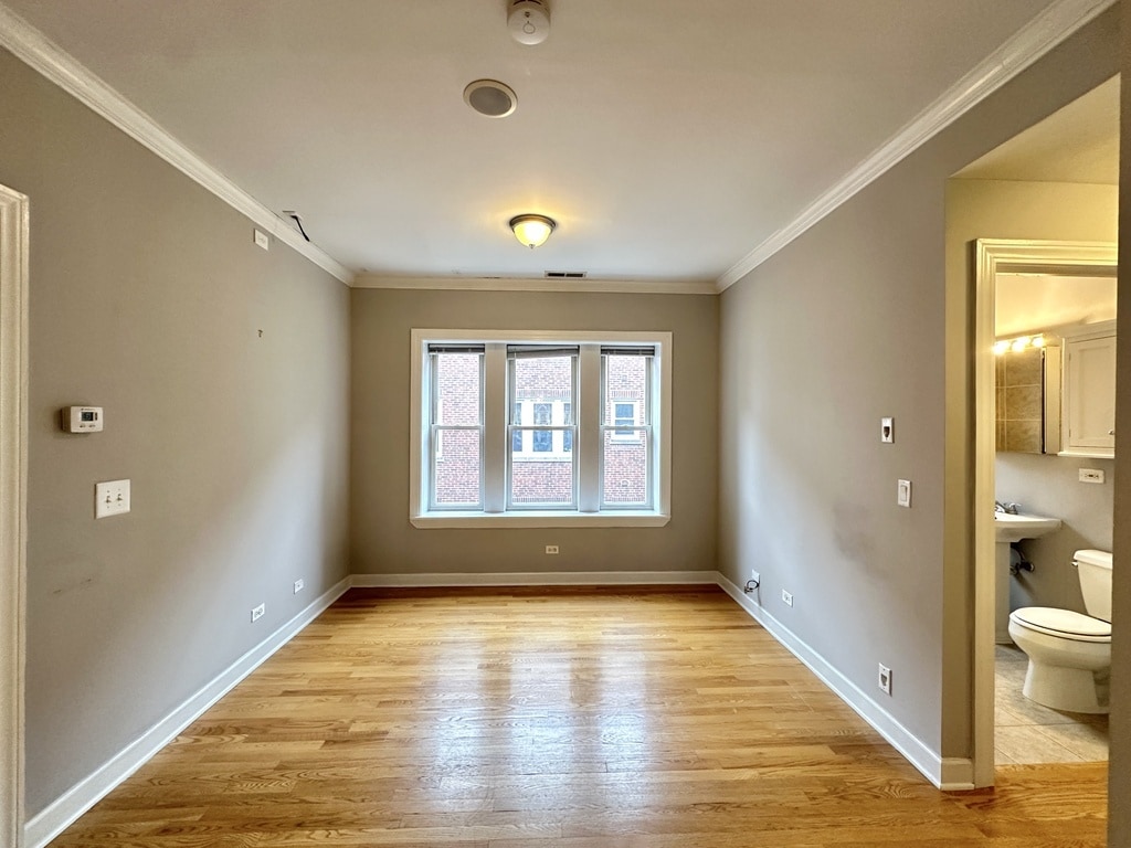 Building Photo - 3256 N Clifton Ave