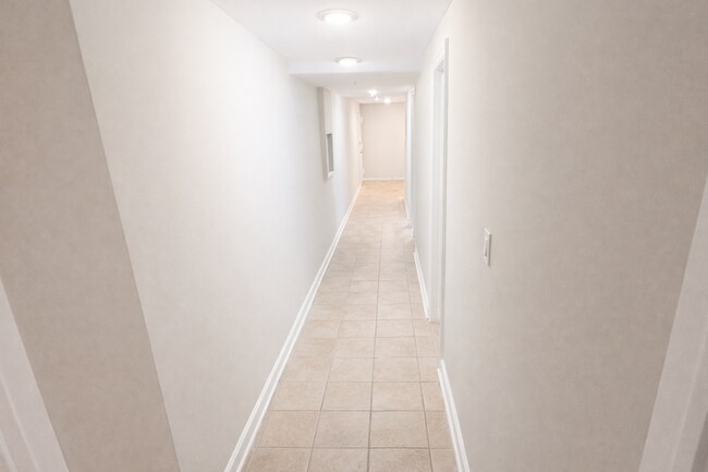 Building Photo - 2026 Move-In Special – $500 LEASE SIGNING BONUS!! Renovated 3-Bedroom Apartment in Prime SE DC Lo...