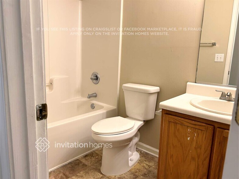 Building Photo - 1511 Vance St