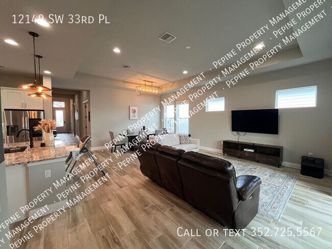 Building Photo - 12149 SW 33rd Pl