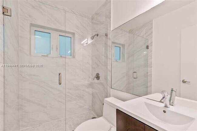 Building Photo - 680 NE 57th St
