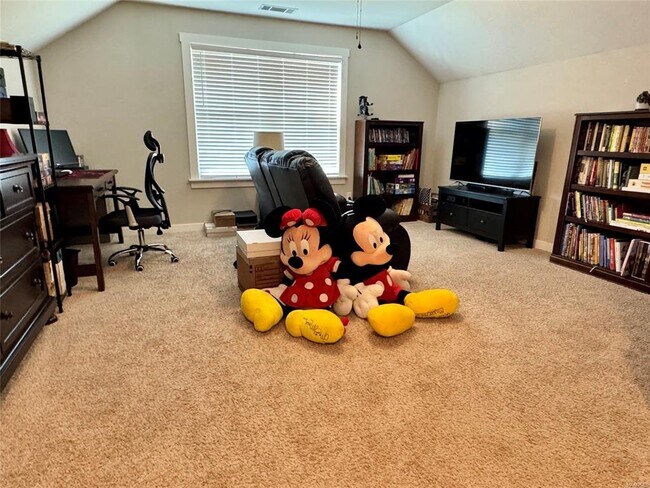 Building Photo - 275 Hedgefield Dr