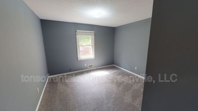 Building Photo - 229 Cedar Crest Rd
