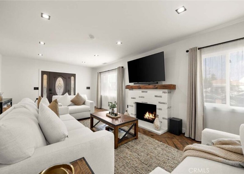 Building Photo - 2935 Live Oak St