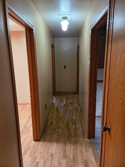 Building Photo - 6071 Jackrabbit Ln