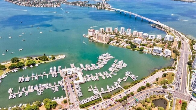 Building Photo - 3663 Egerton Cir