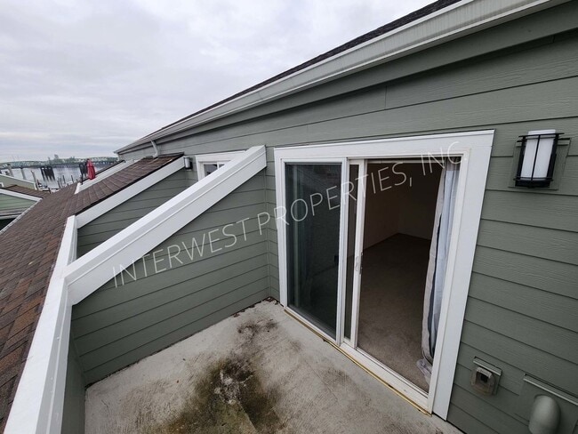 Building Photo - 153 N Hayden Bay Dr
