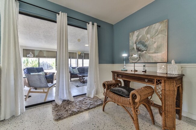 Building Photo - Vacation Rental Amazing Pet Friendly 3 Bed House with a Heated Pool