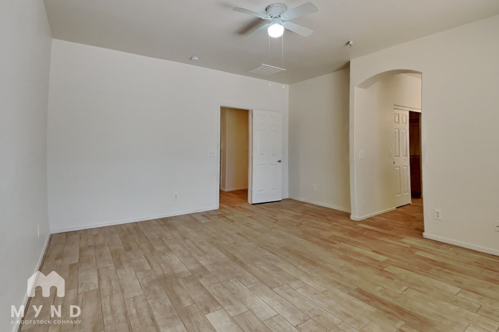 Building Photo - 9303 W Raymond St