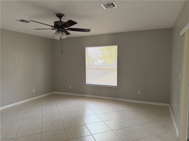 Building Photo - 3540 NE 20th Pl