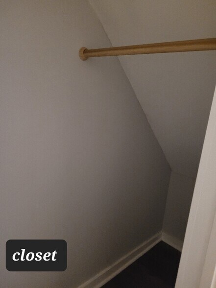 Building Photo - 1407 Whitsett St