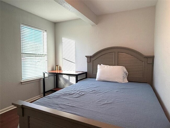 Building Photo - 3616 Munson St