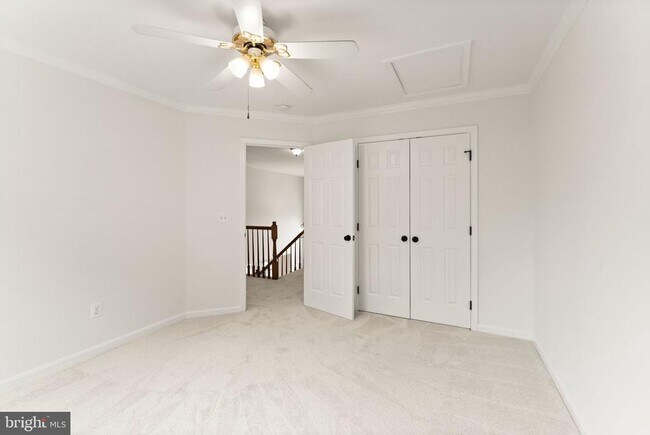 Building Photo - 43205 Cardston Pl