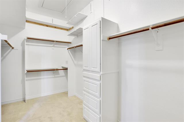 Building Photo - 4017 Saltburn Dr