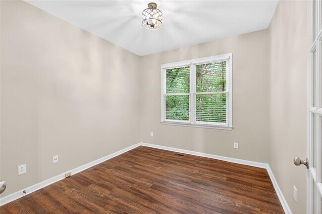 Building Photo - 4582 Campenille Ct