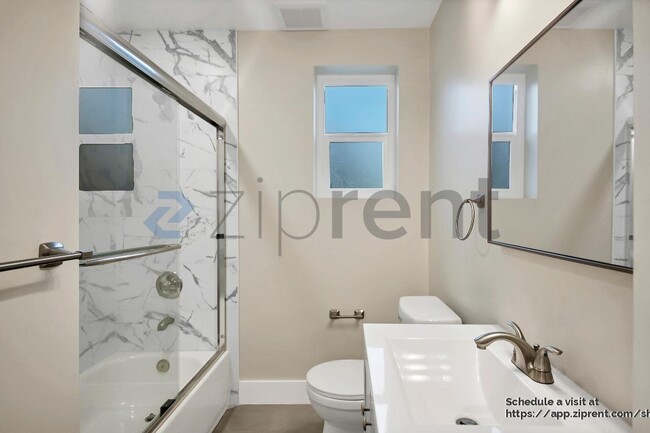 Building Photo - 1617 W 24th St