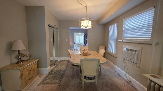 Building Photo - 34 N Montgomery Ave