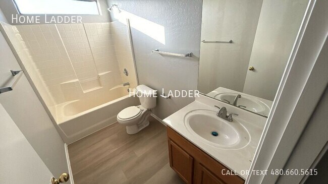 Building Photo - 6642 E Haven Ave