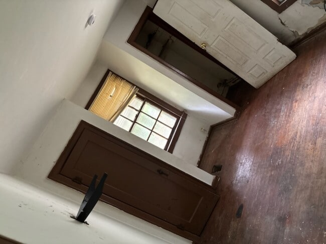 Building Photo - 1422 N 54th St