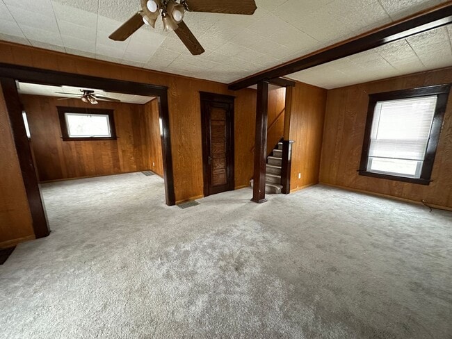 Building Photo - Spacious 3-Bedroom Home Near Jackson High ...