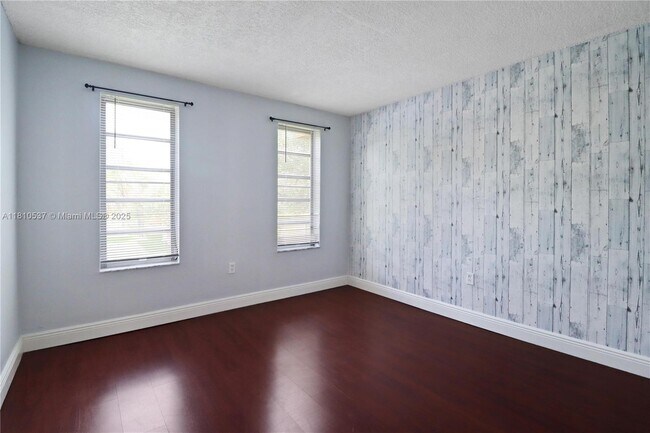 Building Photo - 13700 SW 62nd St