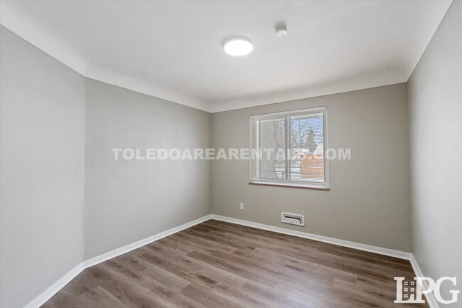 Building Photo - 4225 Harvest Ln