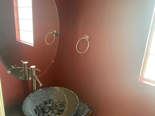 Building Photo - **MOVE-IN SPECIAL: $500 OFF!**