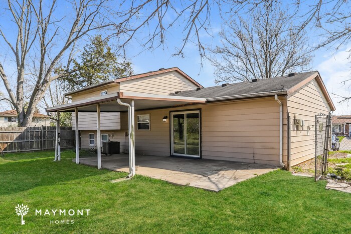 Building Photo - 10941 Sprucehill Dr