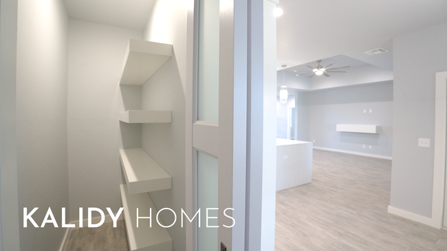 Building Photo - 307 Kirks Holw