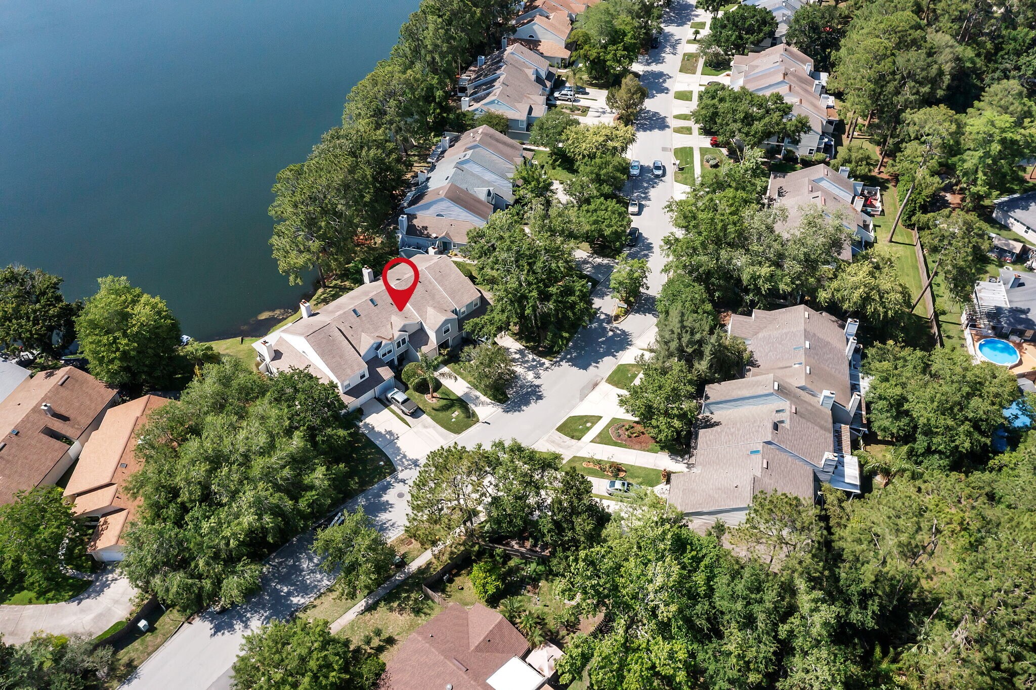 Building Photo - 11330 Lake Mandarin Cir E