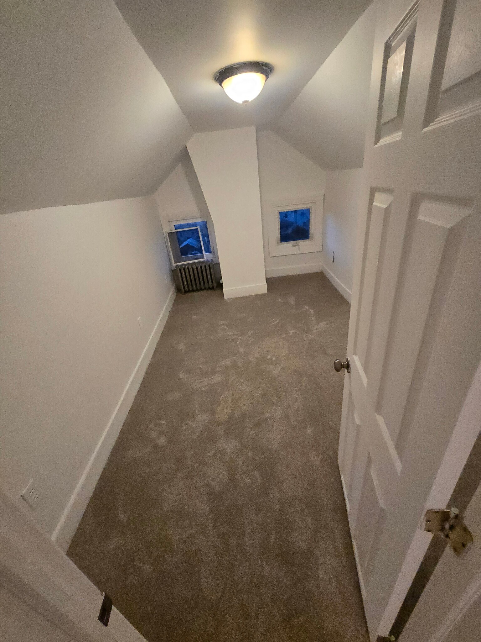 Building Photo - 1727 Monroe Ave