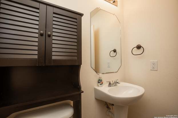 Building Photo - 8451 Chalk Hill Cove