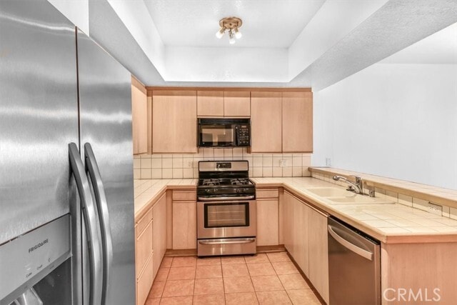 Building Photo - 10650 Kinnard Ave