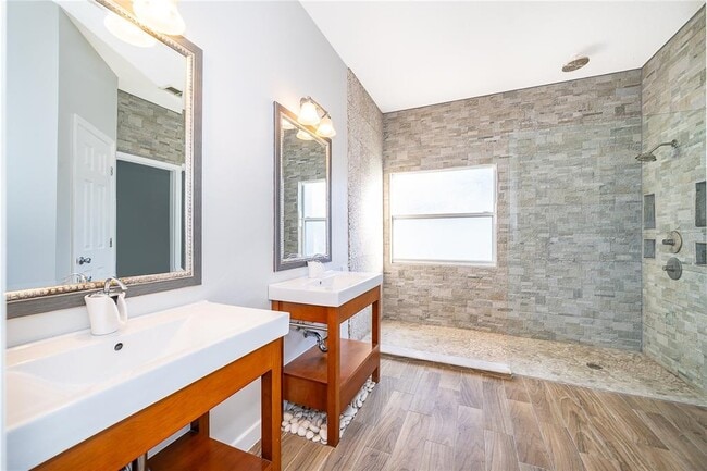 Building Photo - 2505 Aster Cove Ln