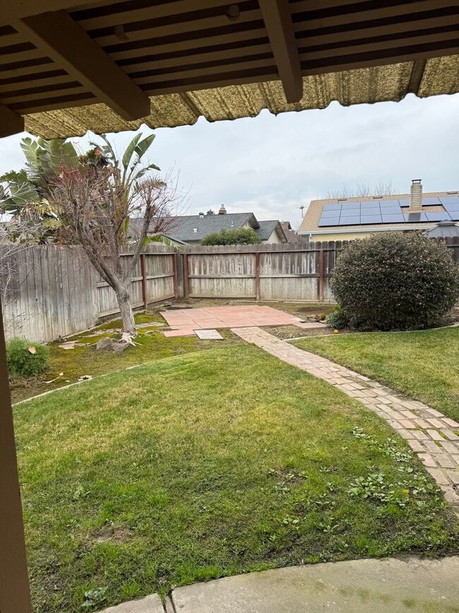 Building Photo - 1107 Wimbledon Dr