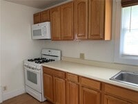 Building Photo - 1704 Monroe Ave