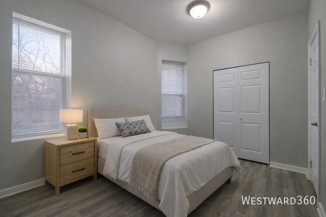 Building Photo - 6550 S Drexel Ave