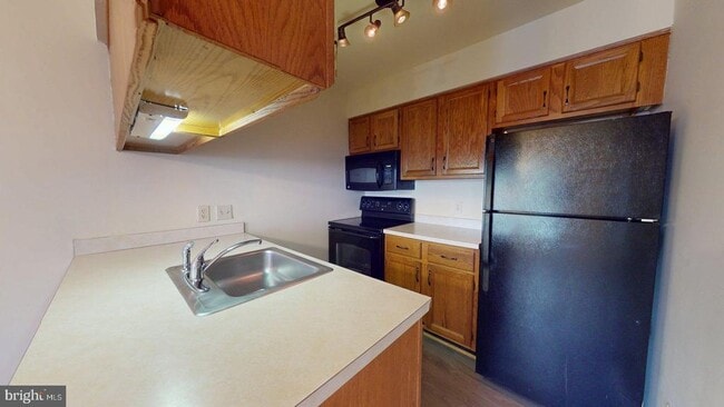 Building Photo - 6008 Chestnut Hollow Ct