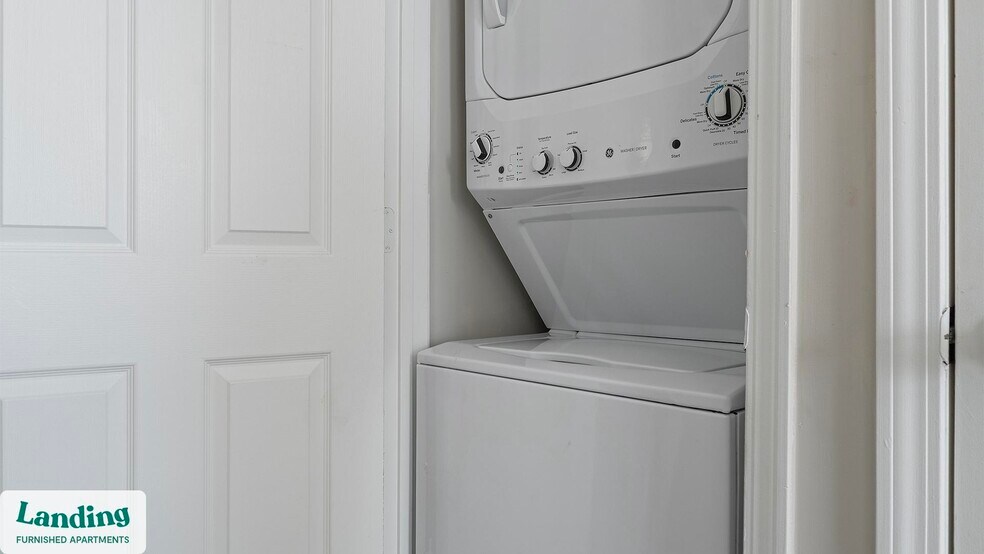 Building Photo - 100 Peyton Pl SW