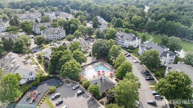 Building Photo - 251 Kempsey Dr