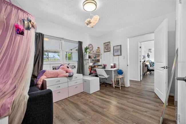 Building Photo - 1760 75th Ave N