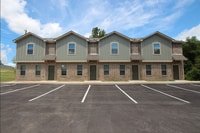 Building Photo - Lease Takeover Opportunity Available!! Bea...