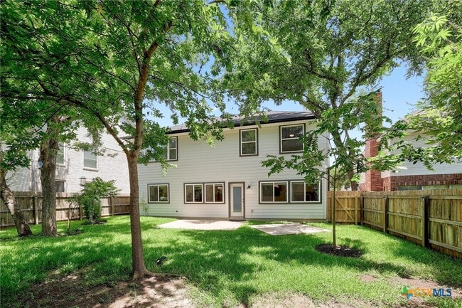 Building Photo - 703 Ivy Ct