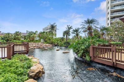 Building Photo - 1000 NE Quayside Terrace