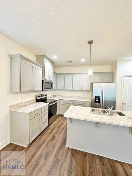 Building Photo - 158 Stout Ln