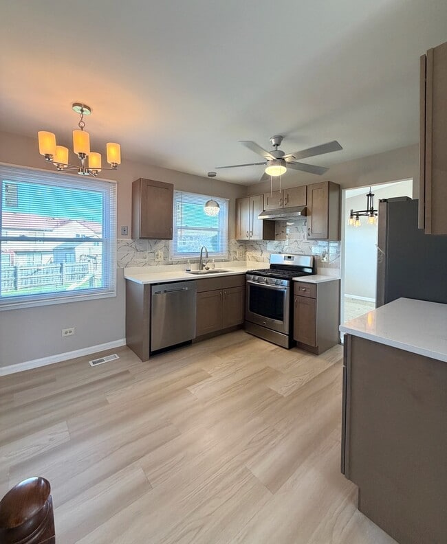 Building Photo - 169 Pebble Creek Trail