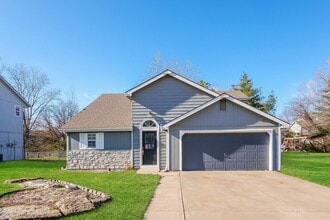 Building Photo - 202 S Huntsman Blvd