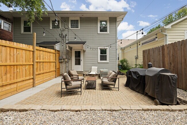 Building Photo - 5258 N College Ave